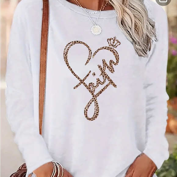 Tops - Nice NWOT white long sleeve shirt Faith heart ❤️ and crown 👑 design